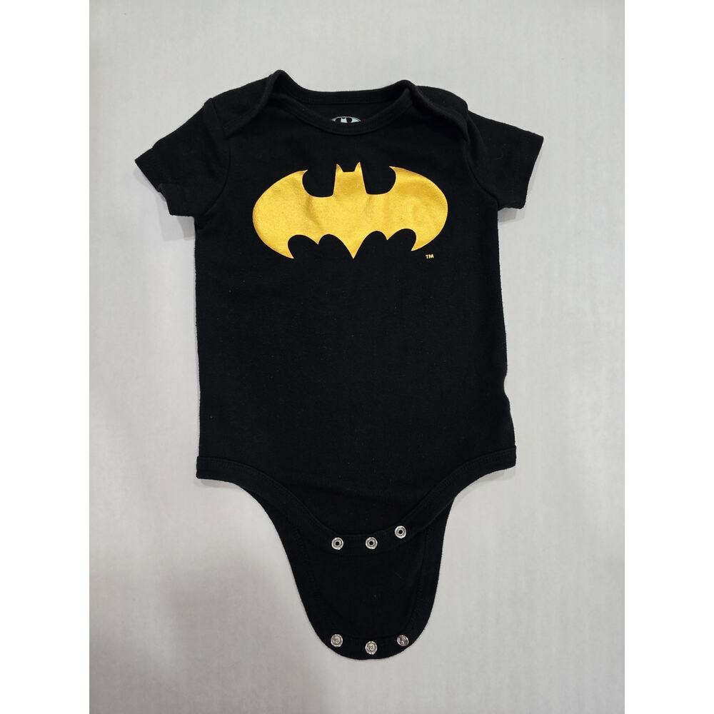 4 Piece/Disney Baby Mickey Lion King Marvel Batman Bodysuit Bundle 0-12M